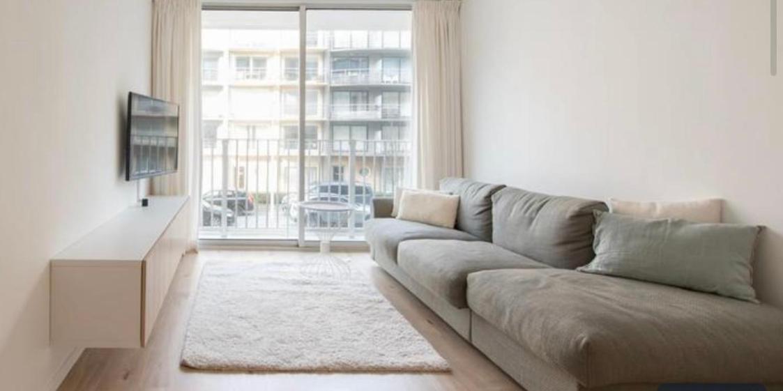 Paisible, Proche Du Centre Et De La Plage! Apartment *