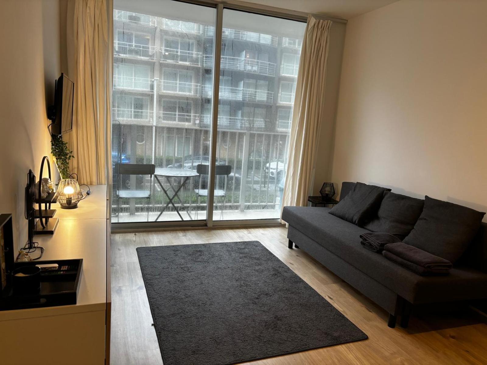 Apartment Paisible, Proche Du Centre Et De La Plage! *